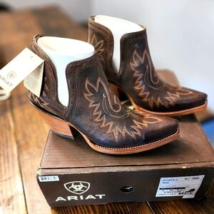 Ariat Dixon Weathered Brown Ankle Boots Booties Sz 9